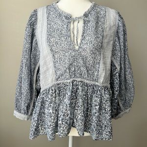 American Eagle Outfitters Peasant Blouse in Blue Mini Floral sz L